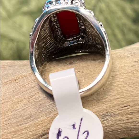 Stunning Bohemian Red Turquoise Oval Elongated Resin Gemstone Steel Alloy Ring - Picture 5 of 16